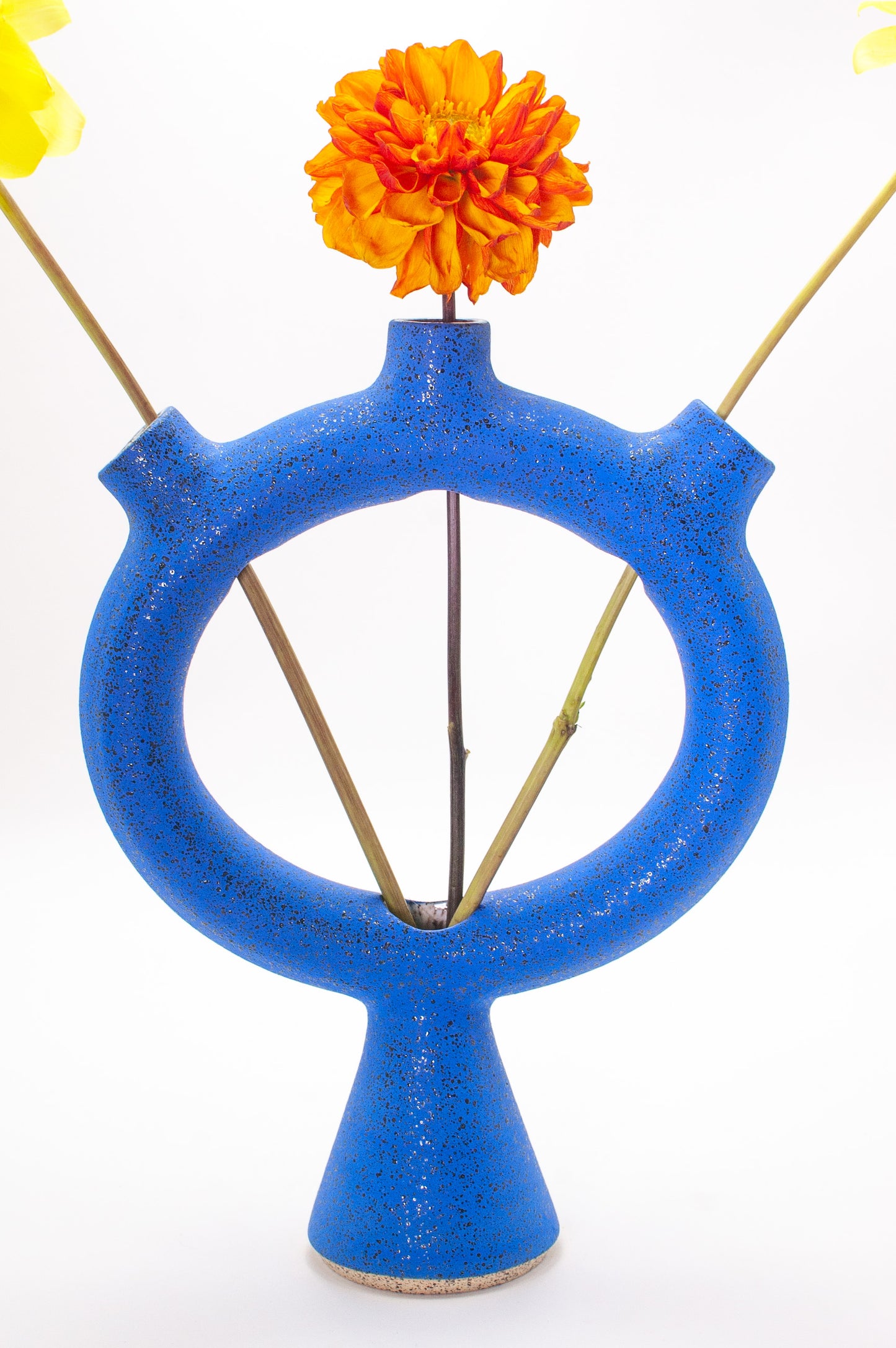 Donut Vase 039