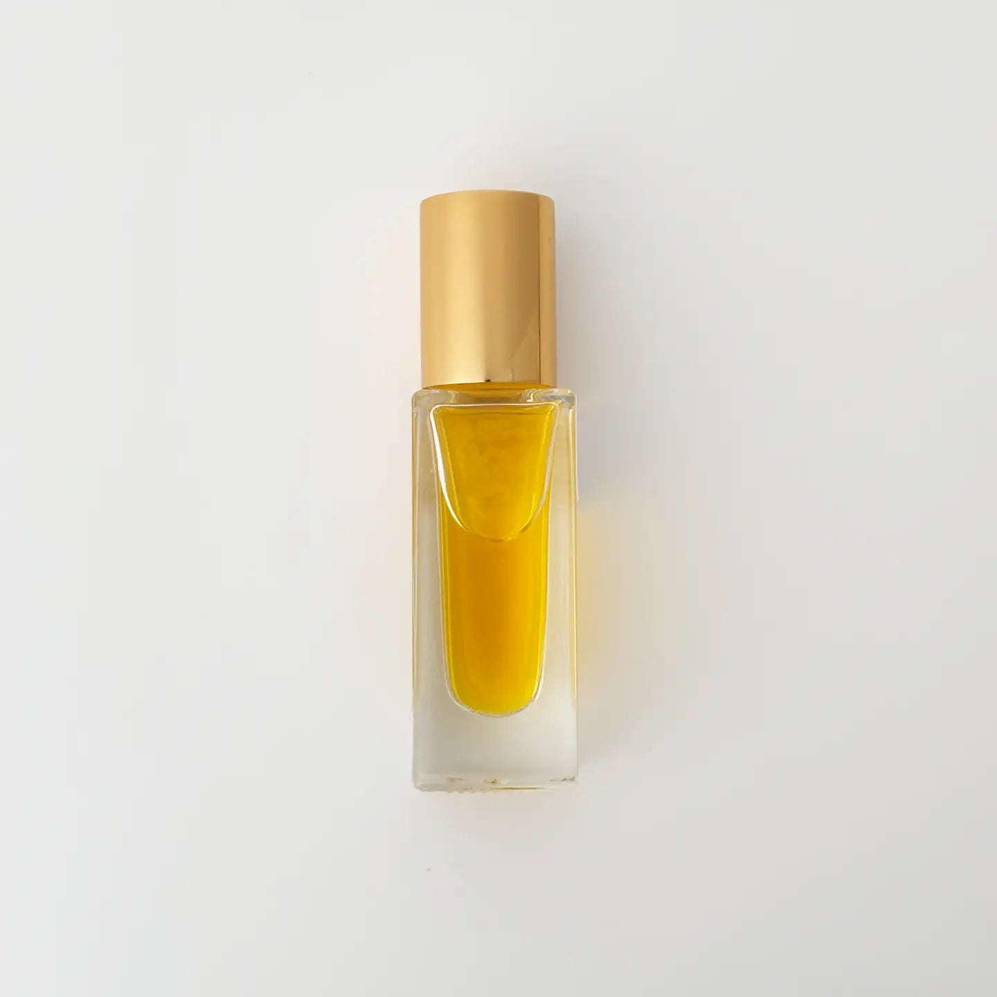 Lucky Cloud Roll On Botanical Oil Parfum