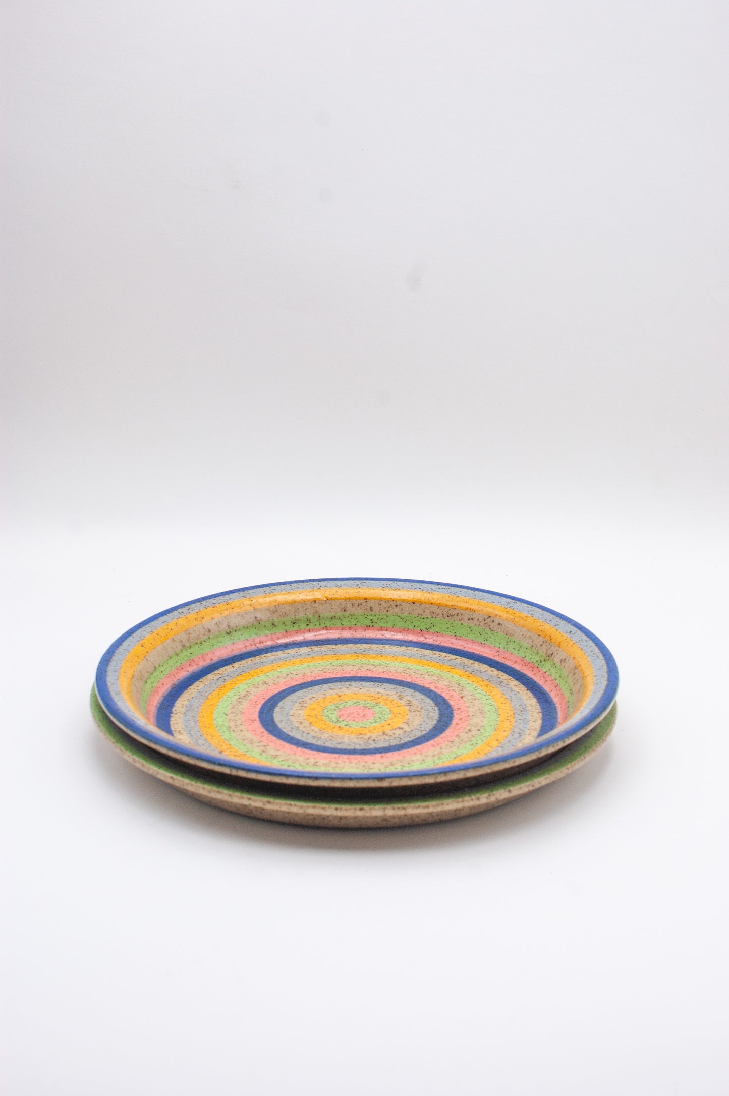 Bowl and Plate Set 001