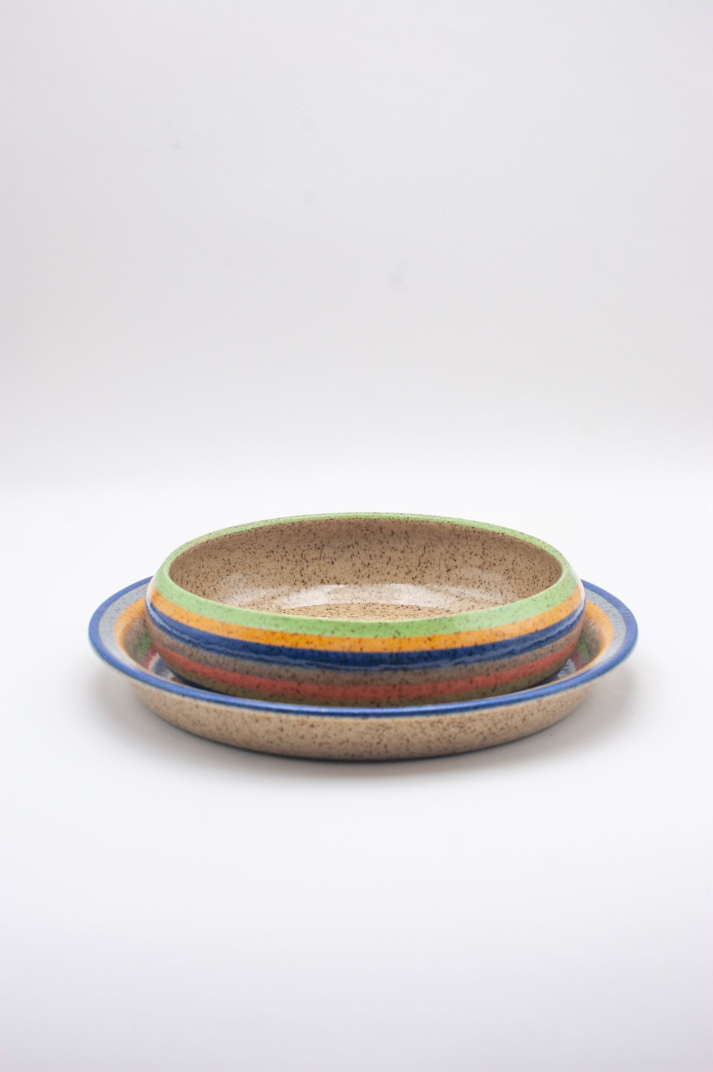 Bowl and Plate Set 001