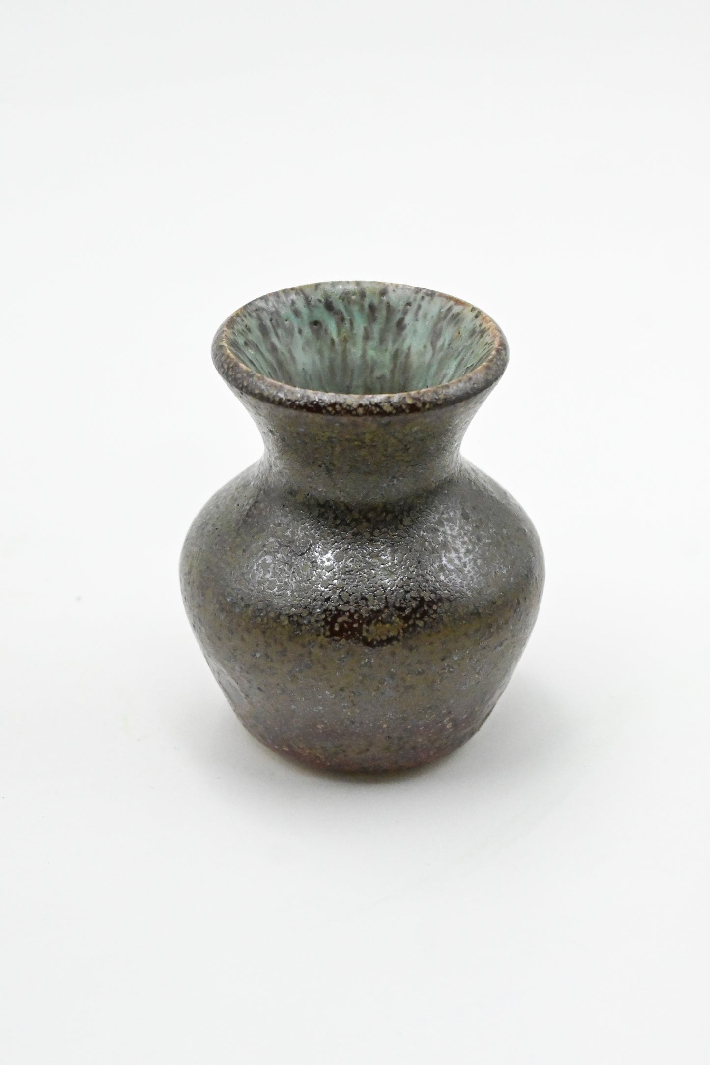 Bud Vase 041