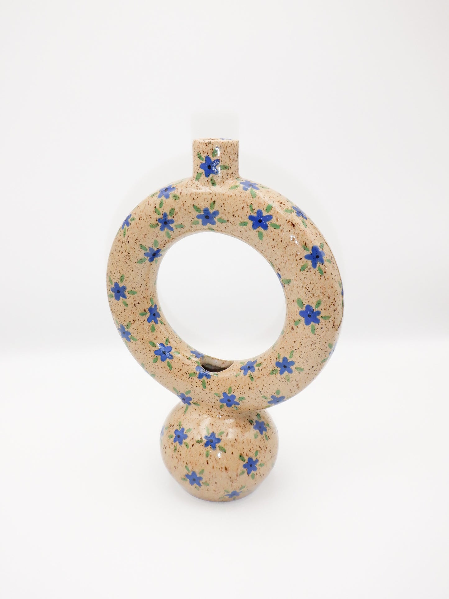 Donut vase 022