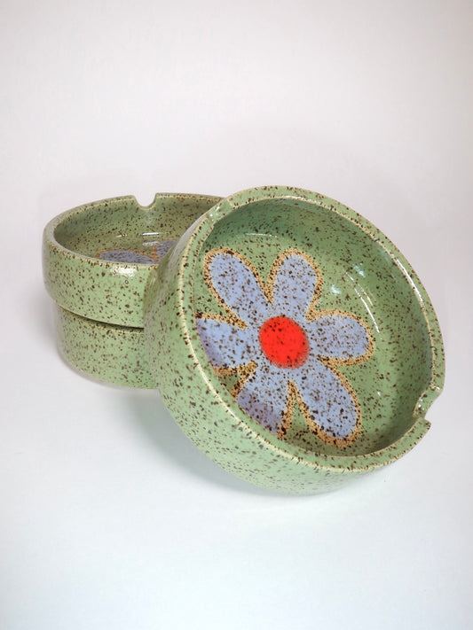 Ash Tray 077
