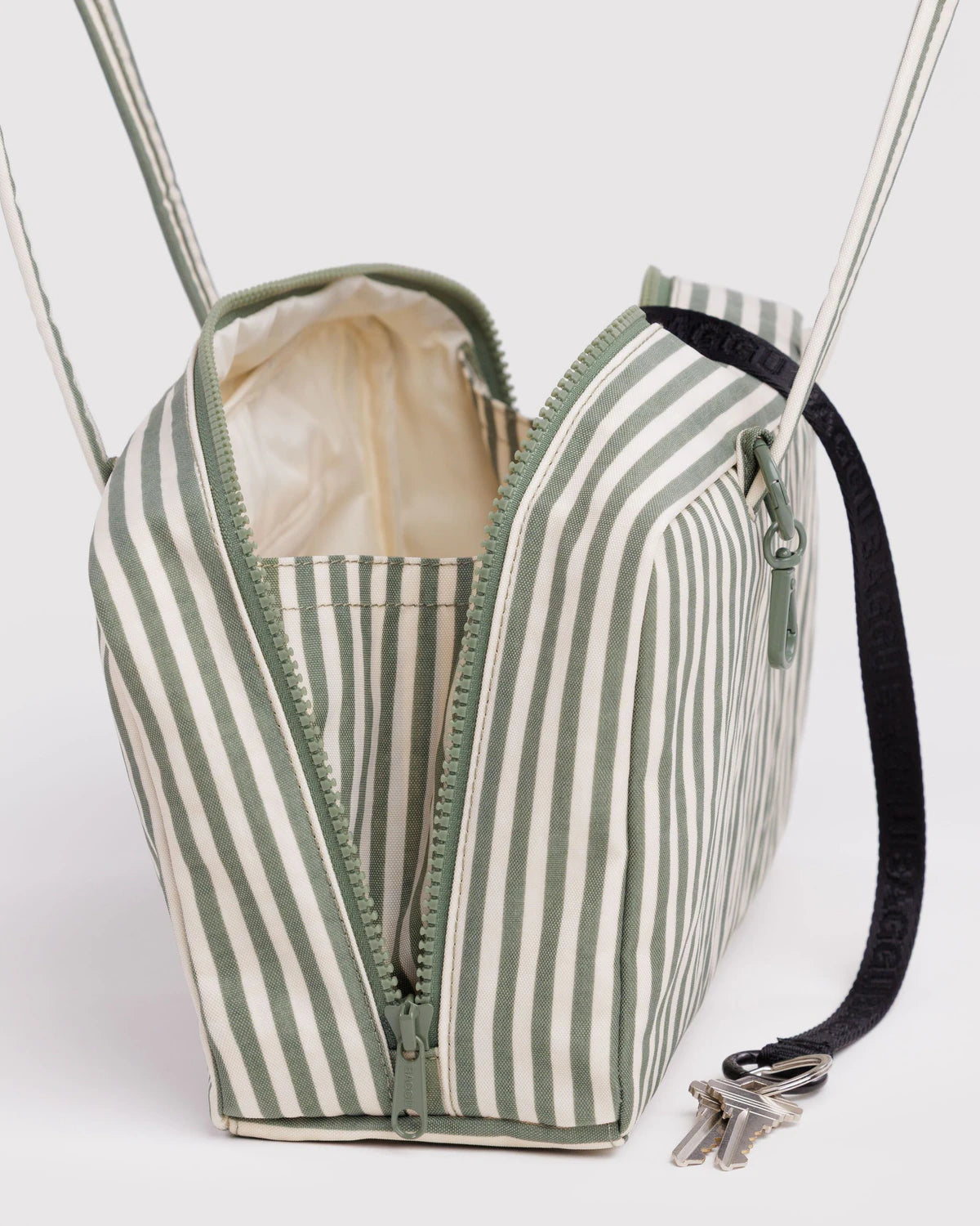 BAGGU Nylon Bowler Bag