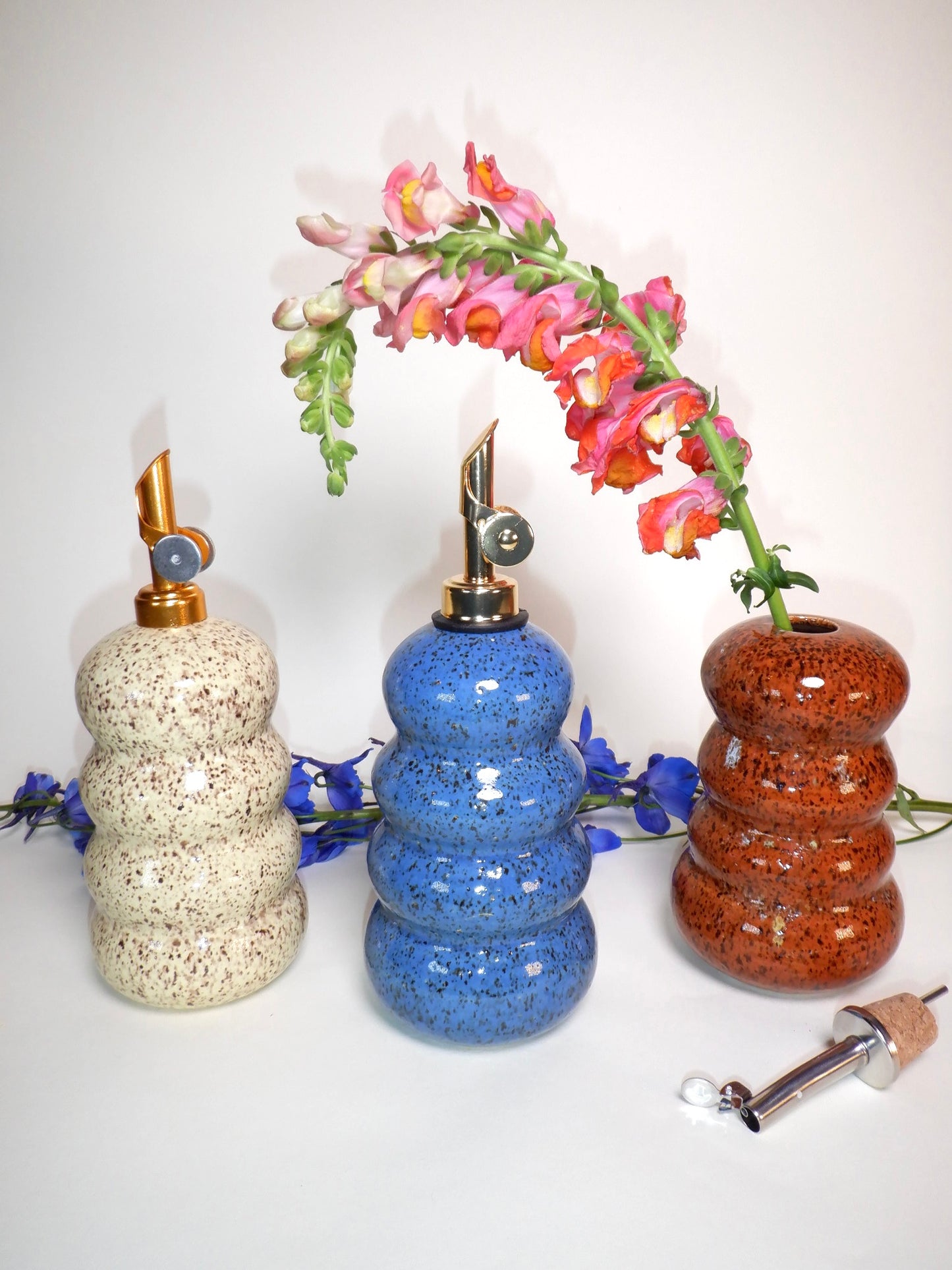 Oil Dispenser 048