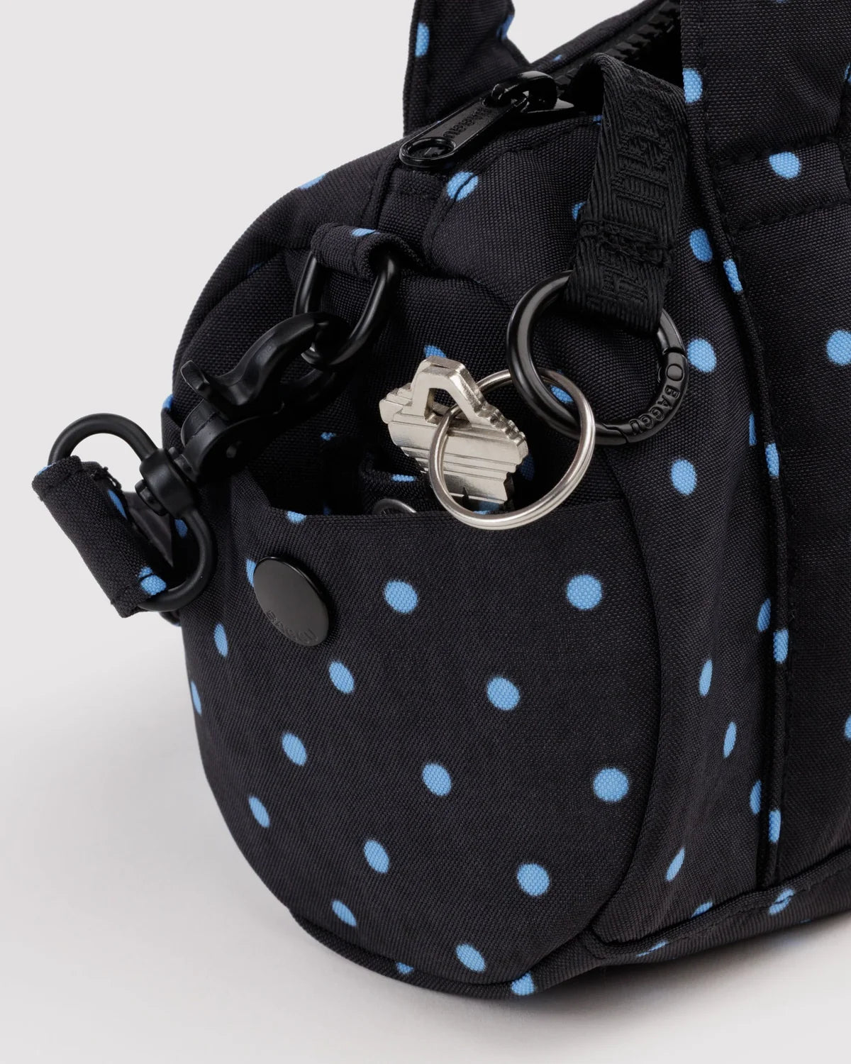 BAGGU Small Nylon Duffle Bag