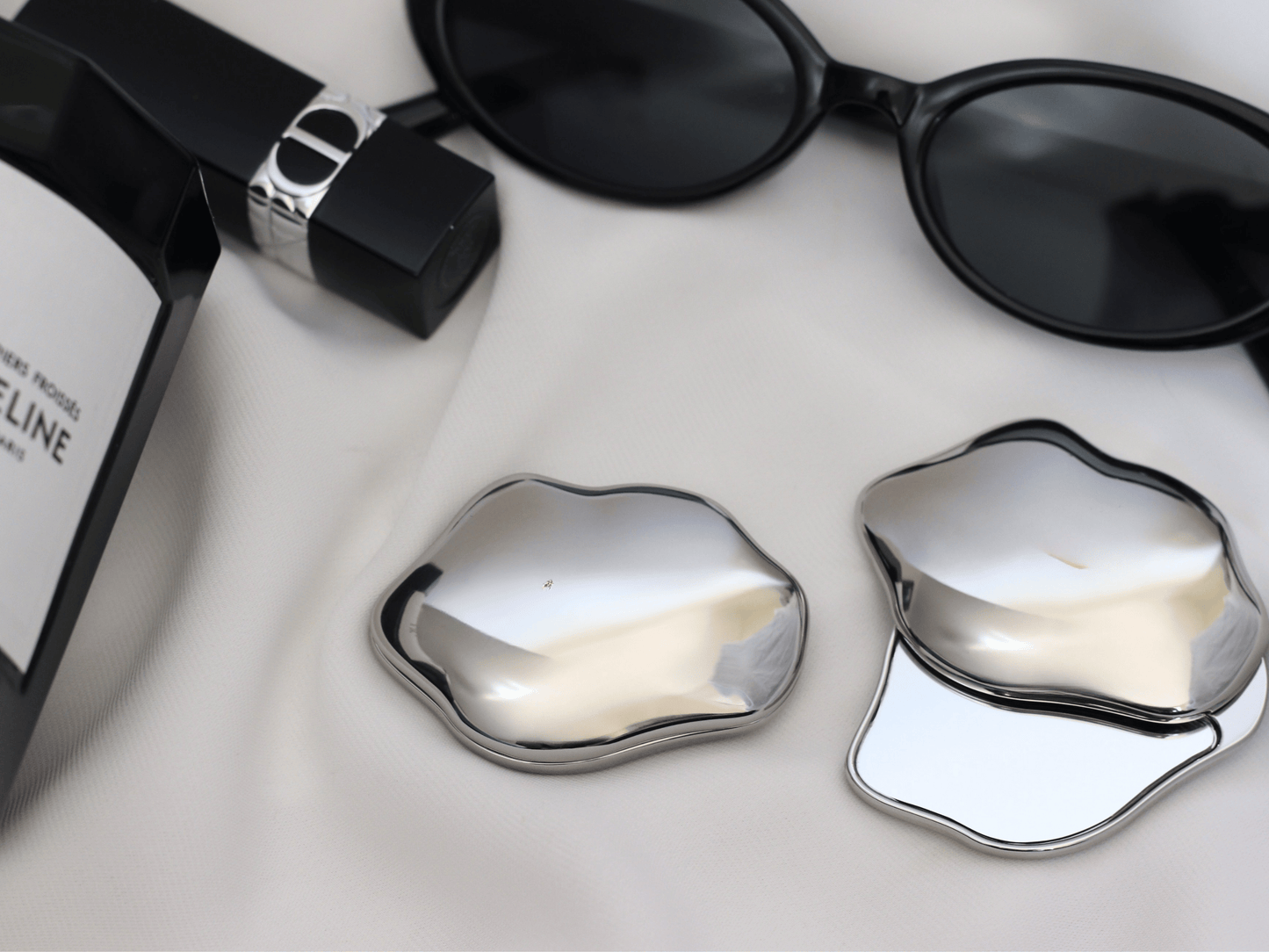 Cloud Compact Mirror