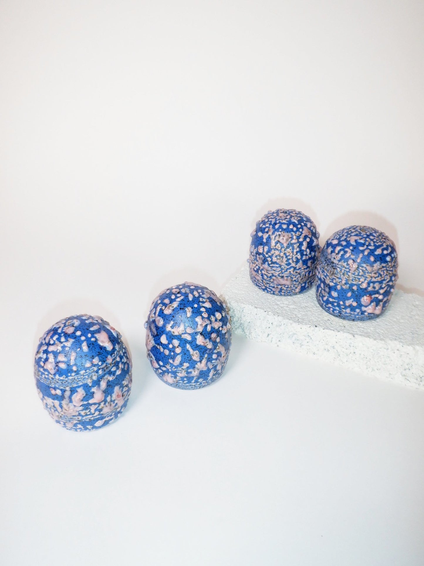 Salt and Pepper Shakers 017