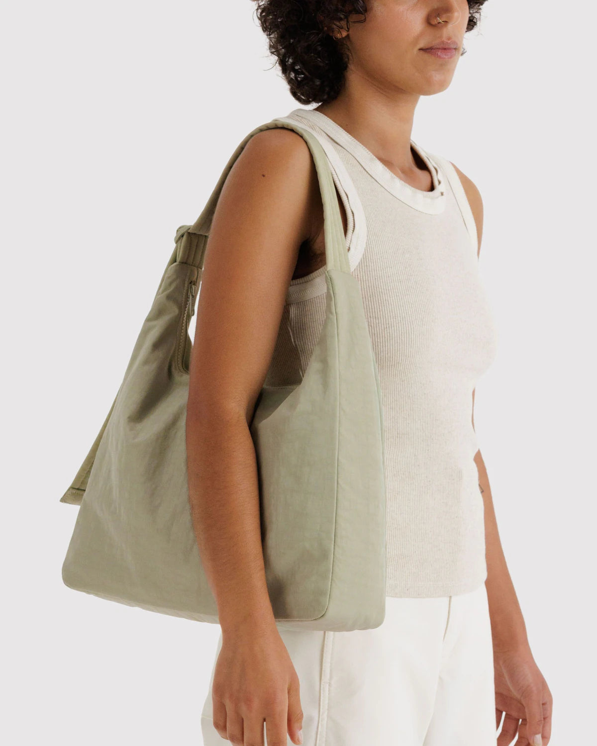 BAGGU Nylon Shoulder Bag