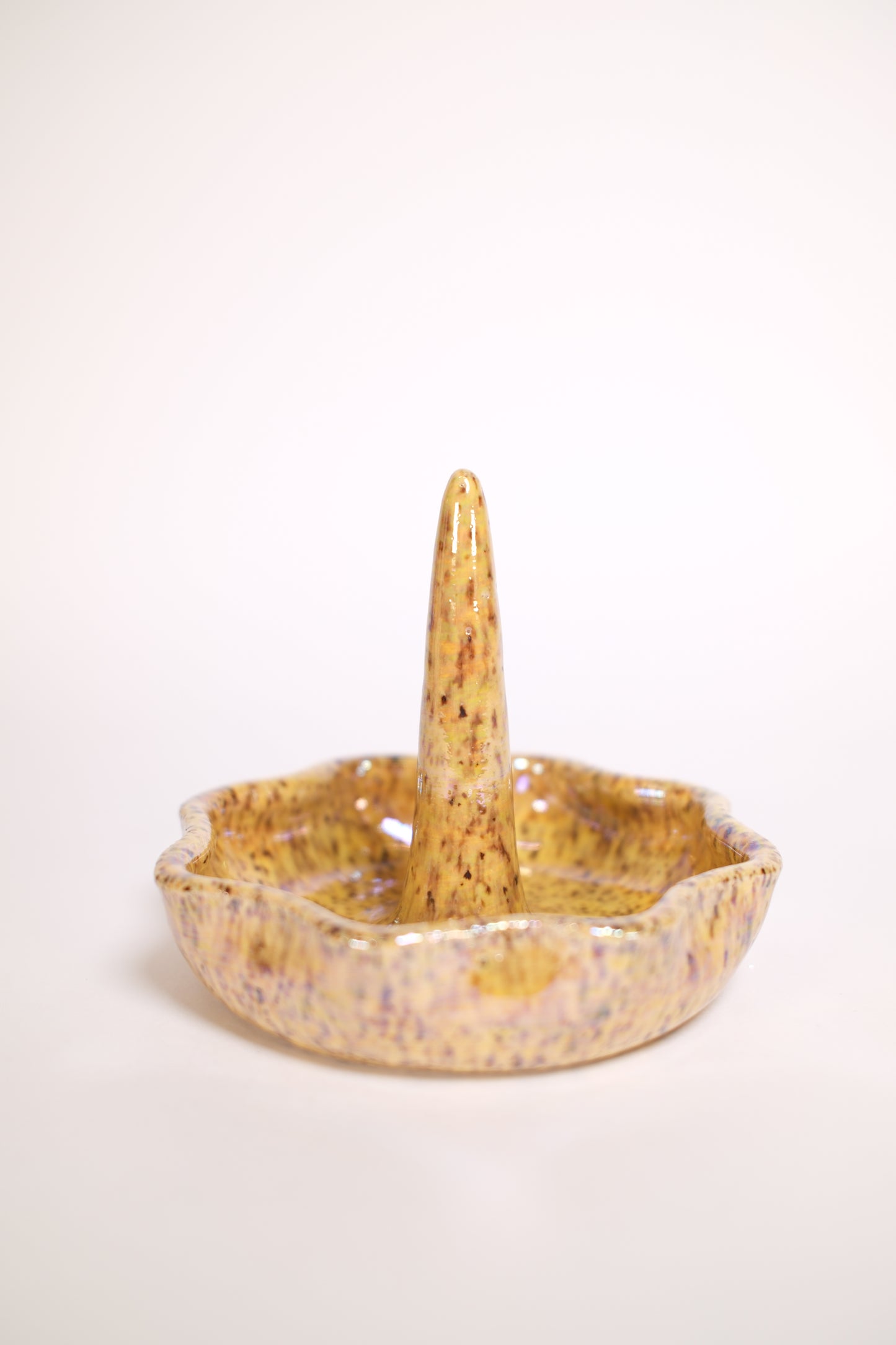 Ring Holder 002