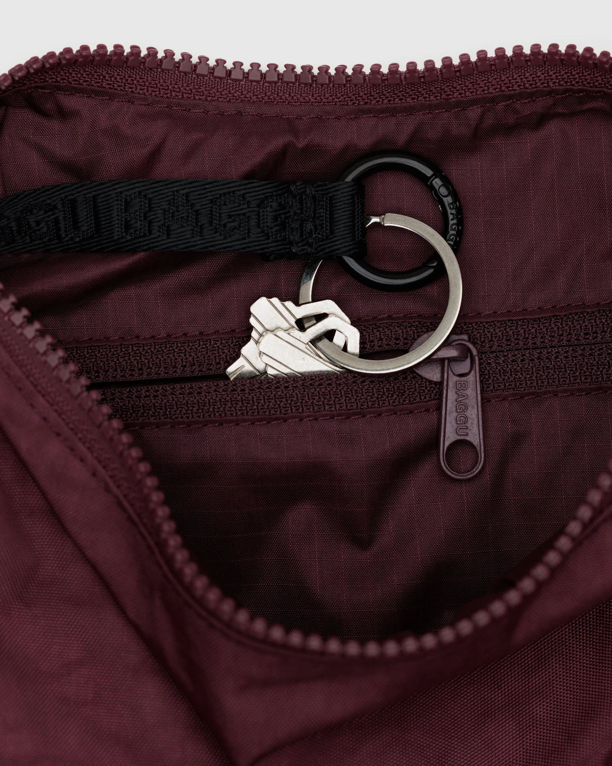 BAGGU Small Nylon Crescent Bag