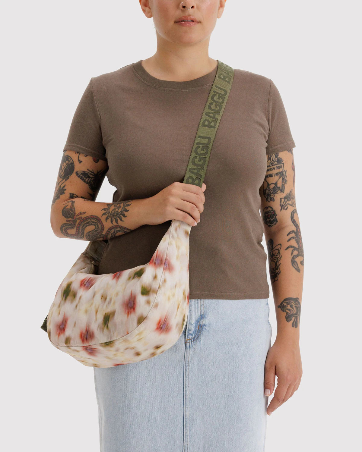 BAGGU Medium Nylon Crescent Bag