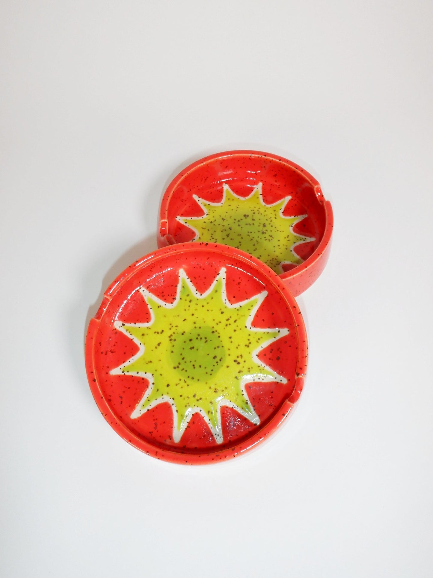 Ash Tray 085