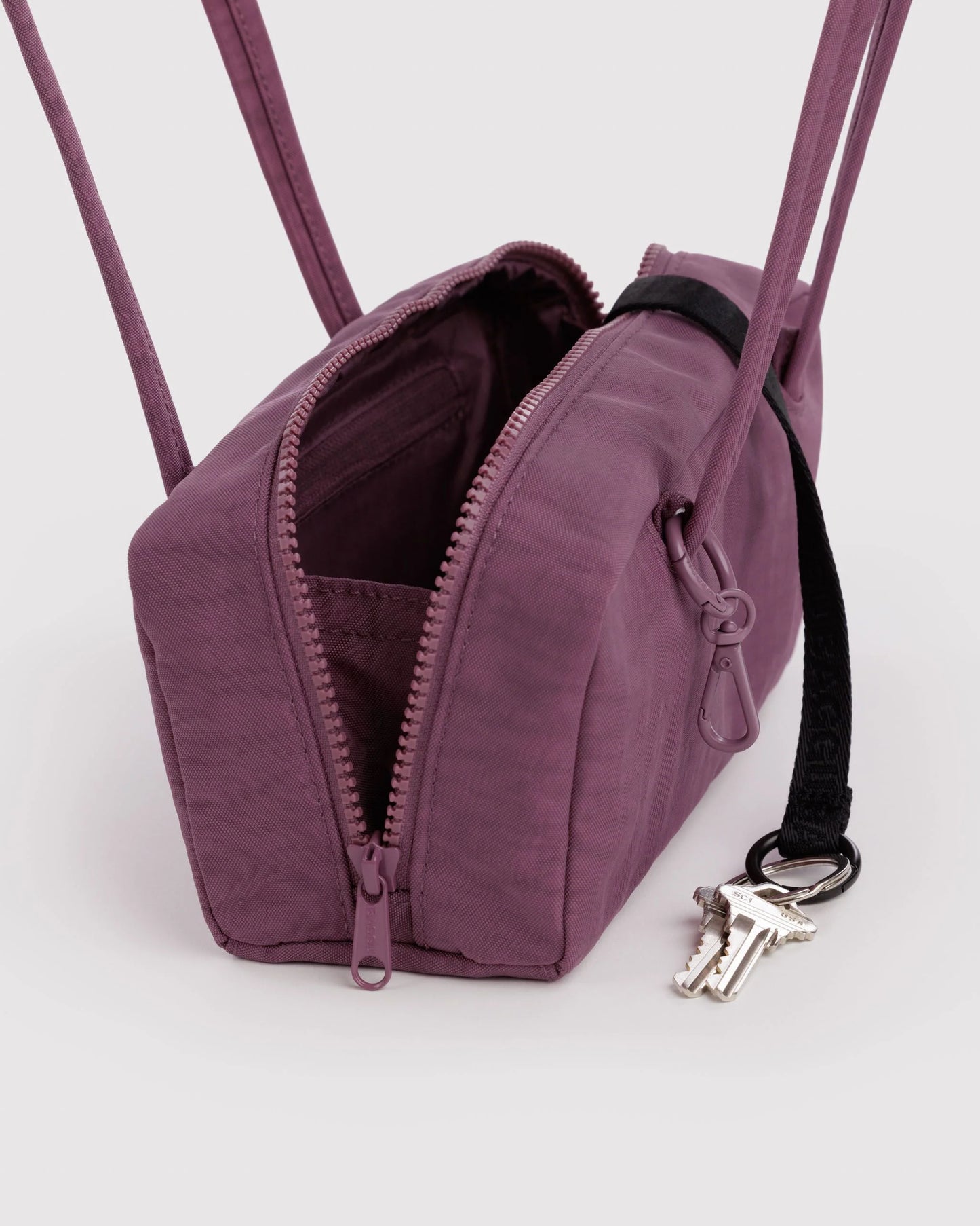 BAGGU Small Nylon Bowler Bag