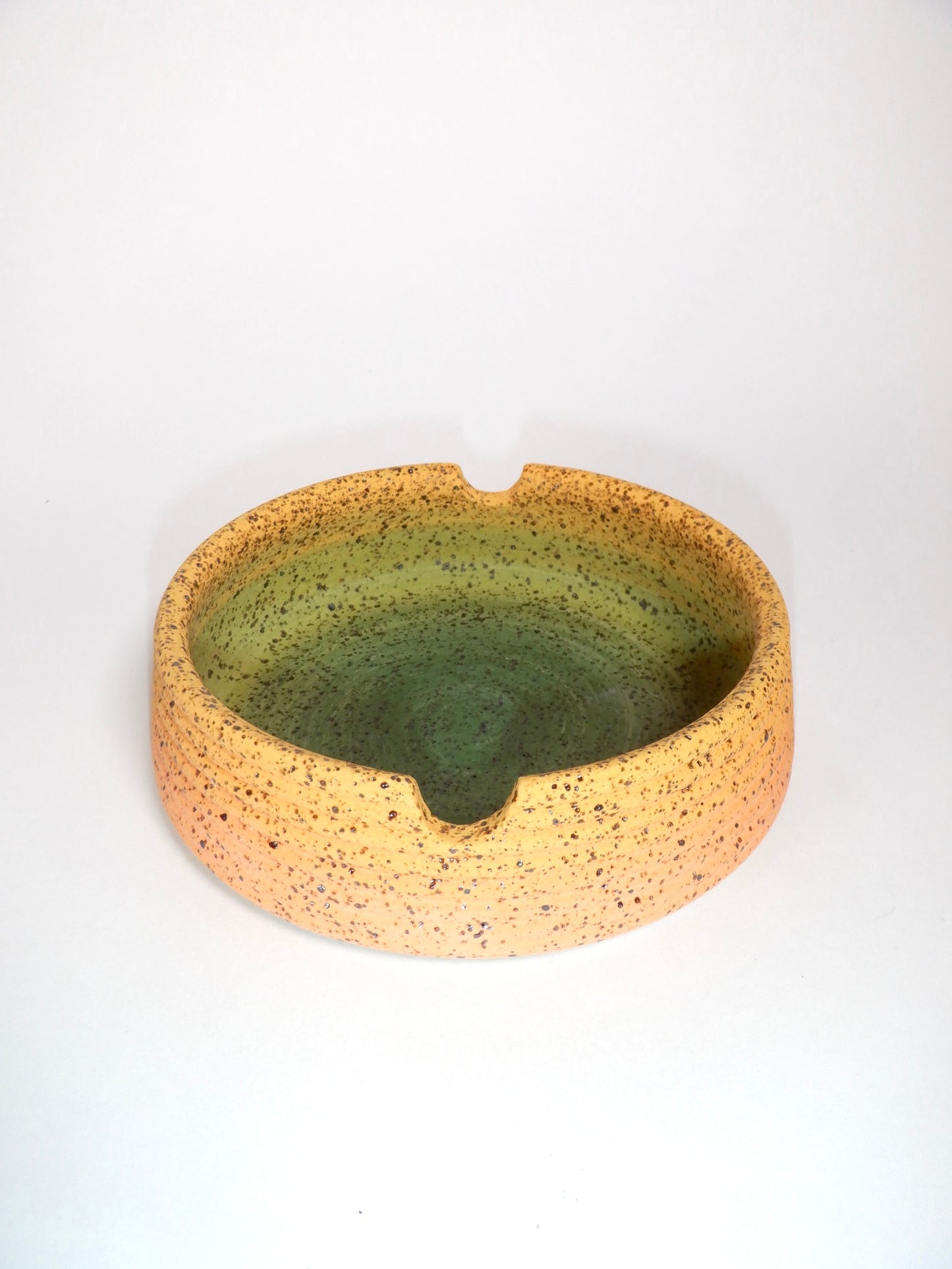 Ash Tray 079
