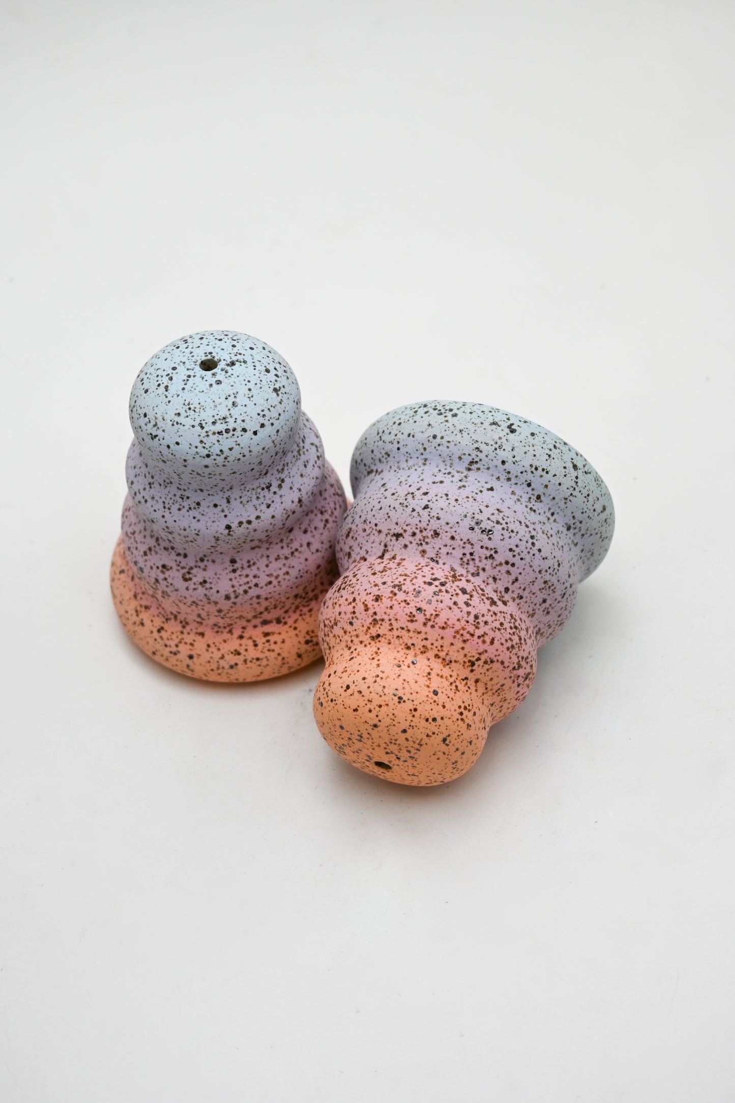 Salt and Pepper Shakers 016