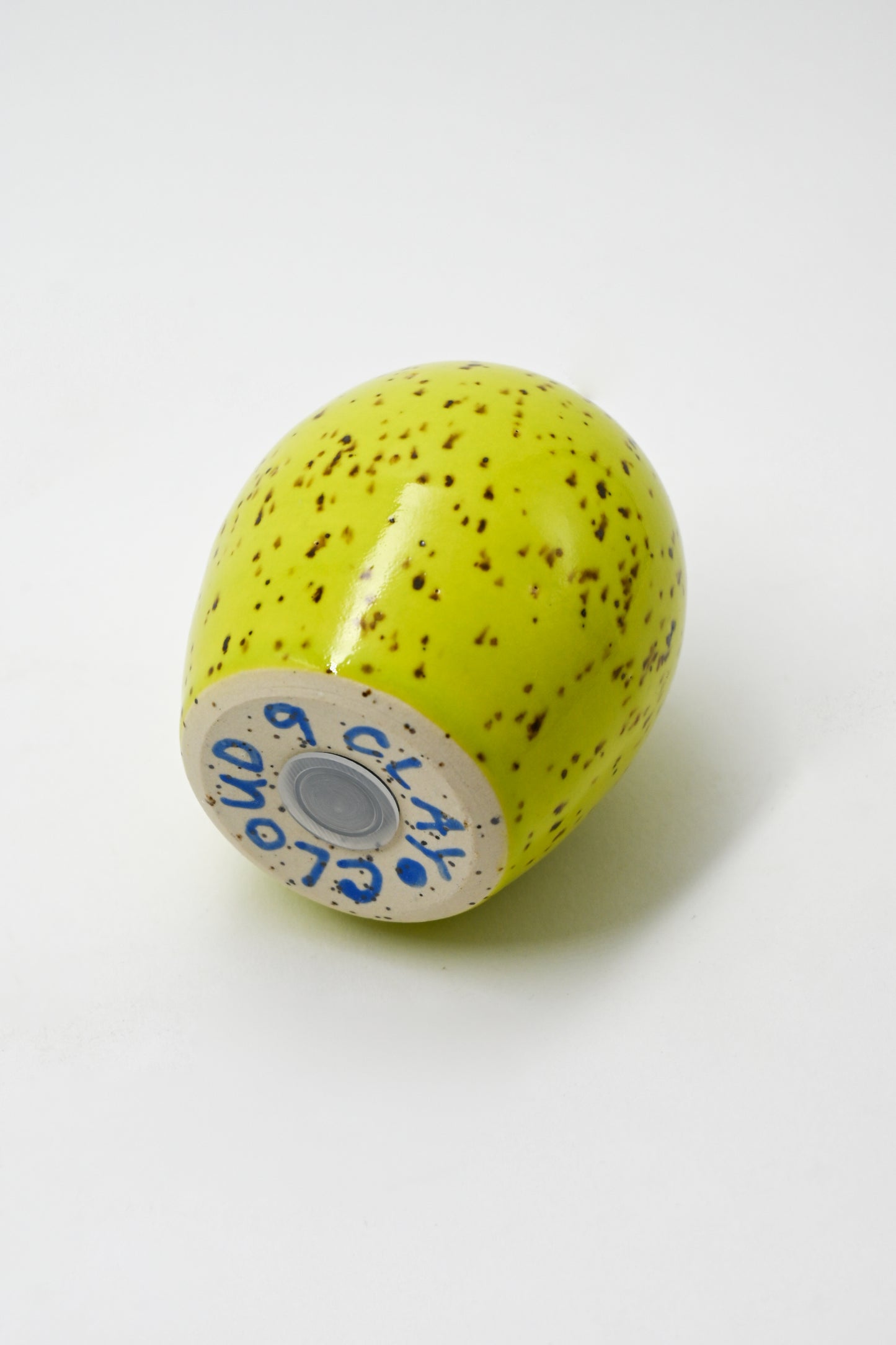 Salt and Pepper Shakers 002