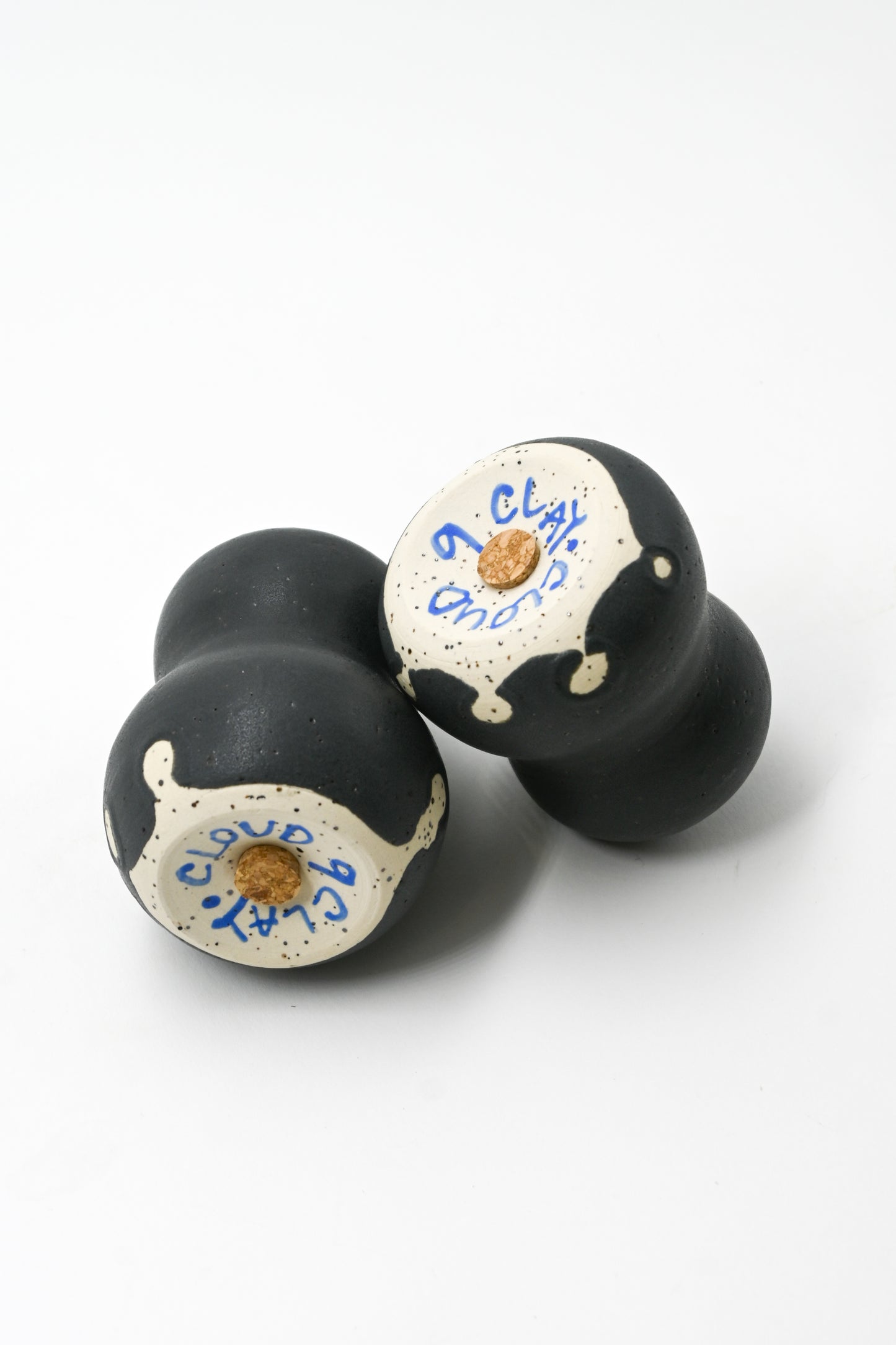 Salt and Pepper Shakers 001