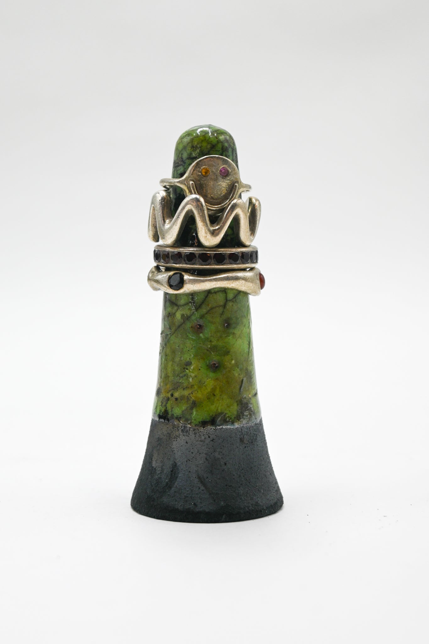 Raku Fired Ring Holder 001