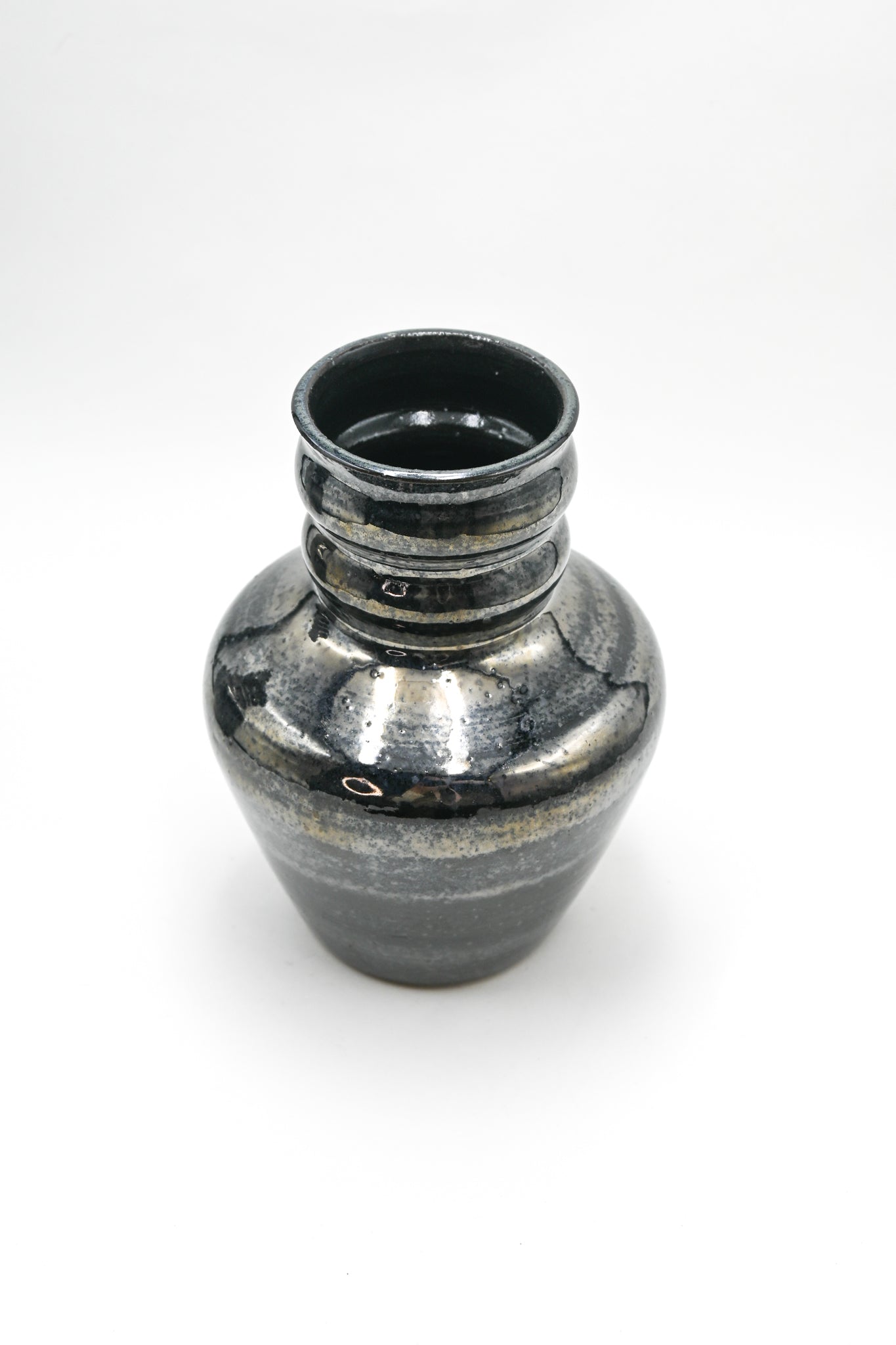 Vase 136