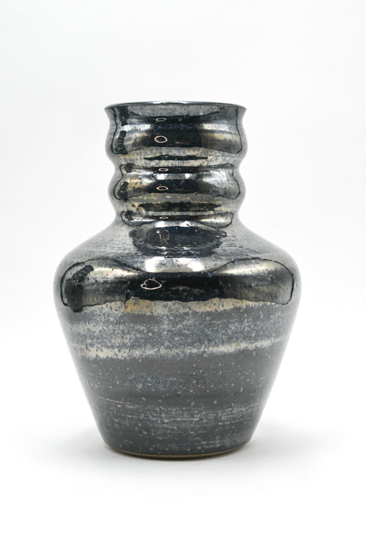 Vase 136