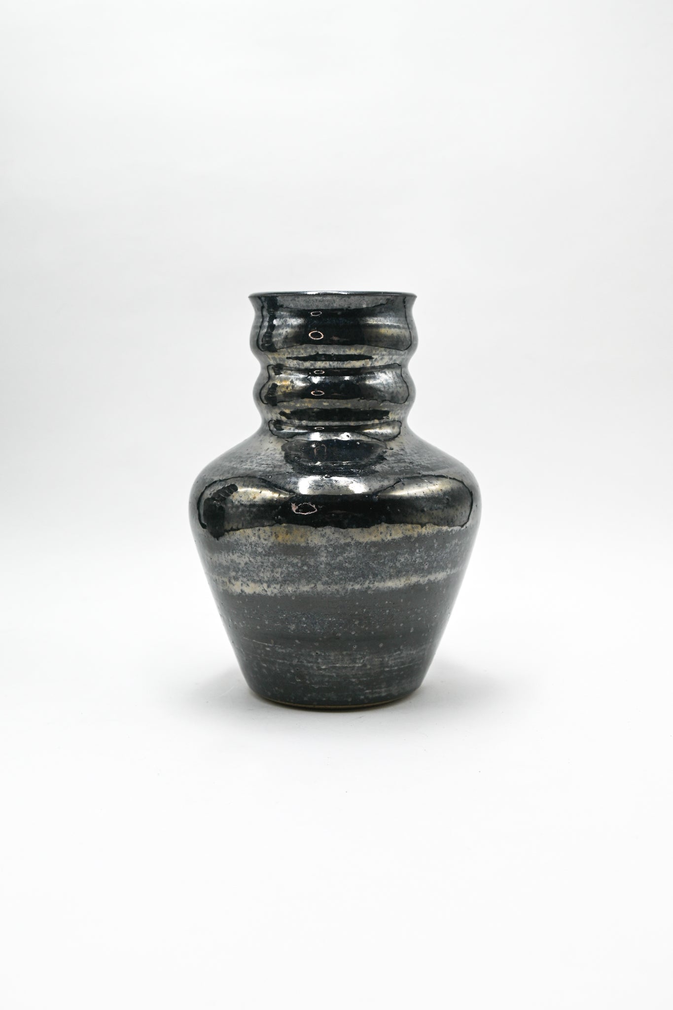 Vase 136