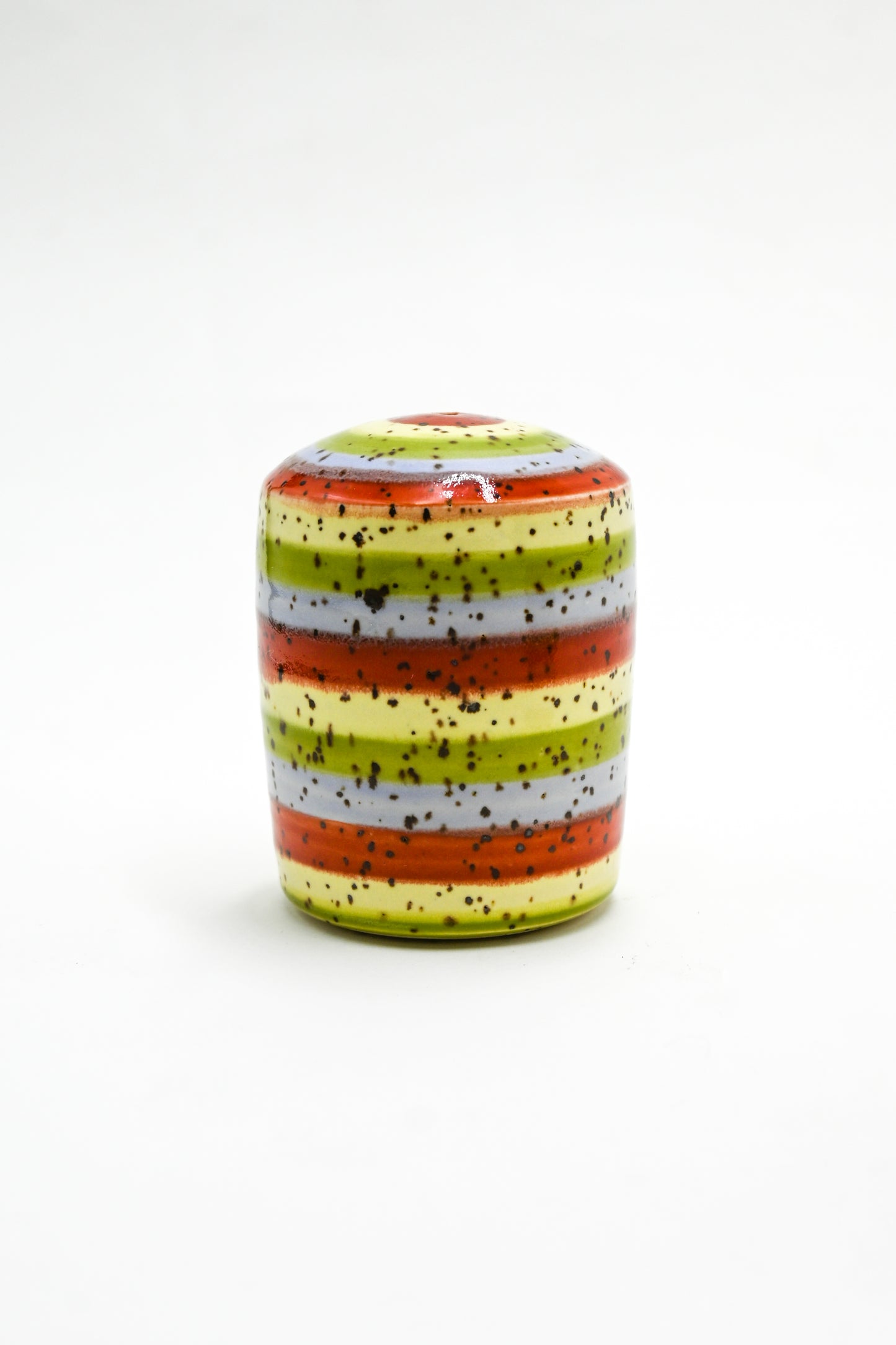 Salt and Pepper Shakers 009