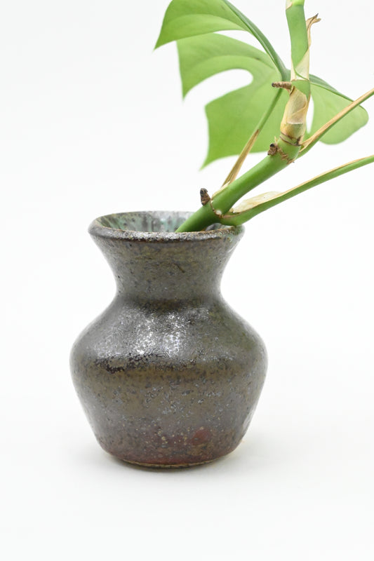 Bud Vase 041