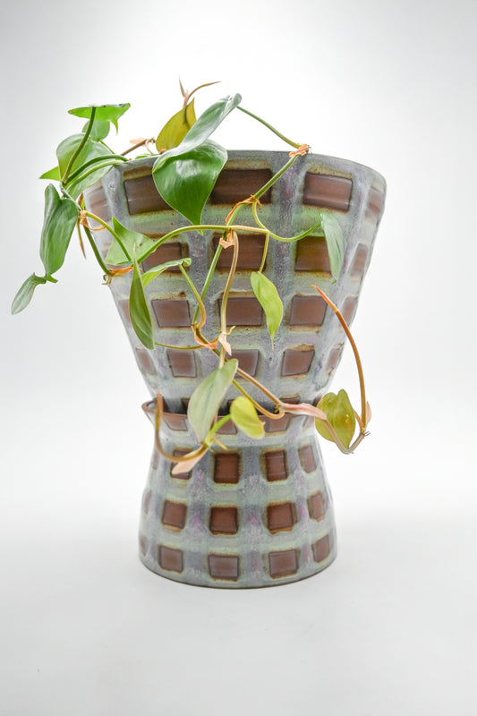 Planter 164