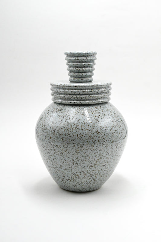 Urn 006