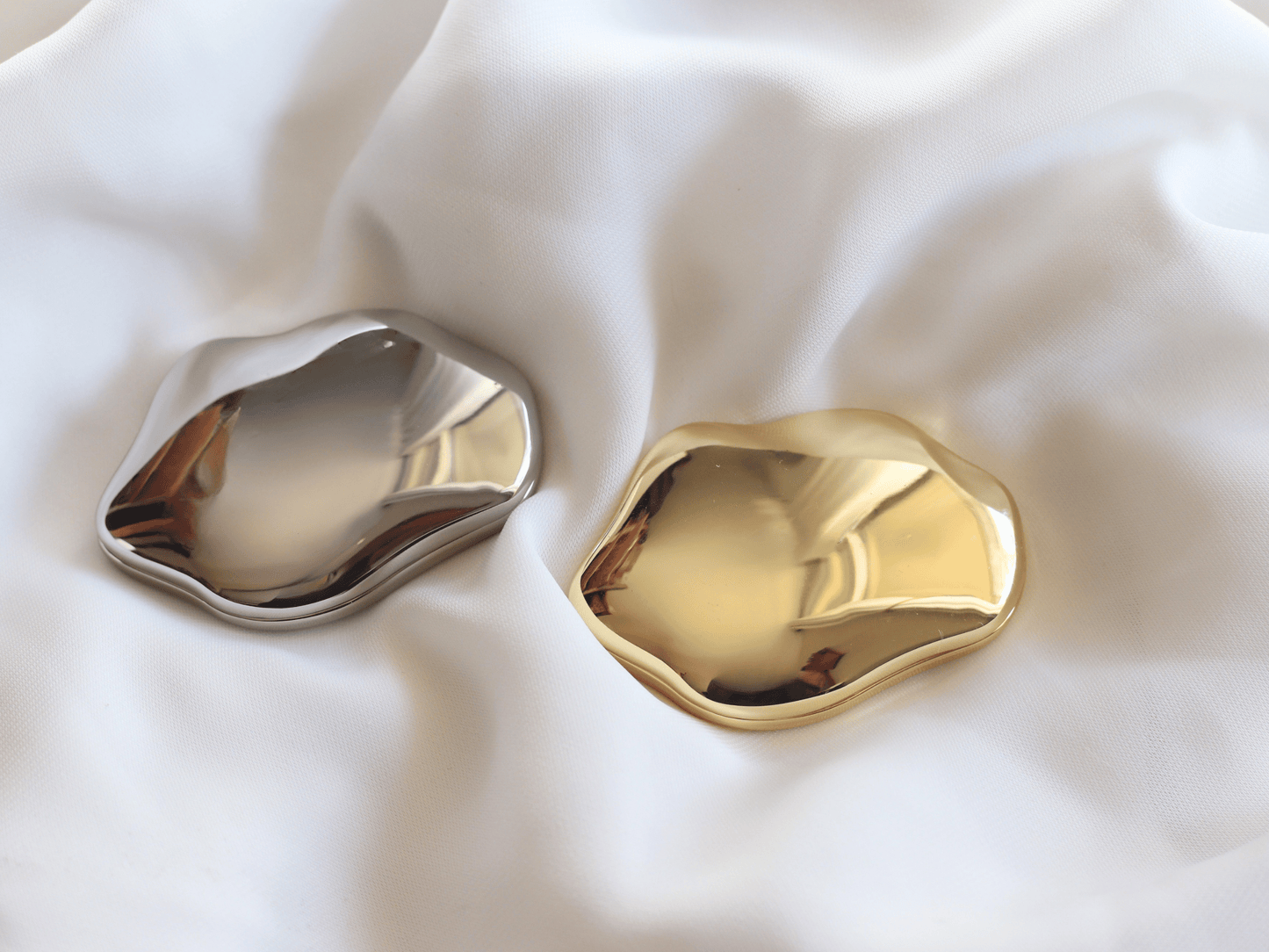 Cloud Compact Mirror