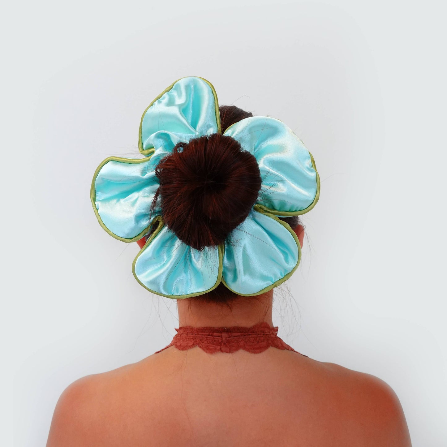 Big Daisy Scrunchie