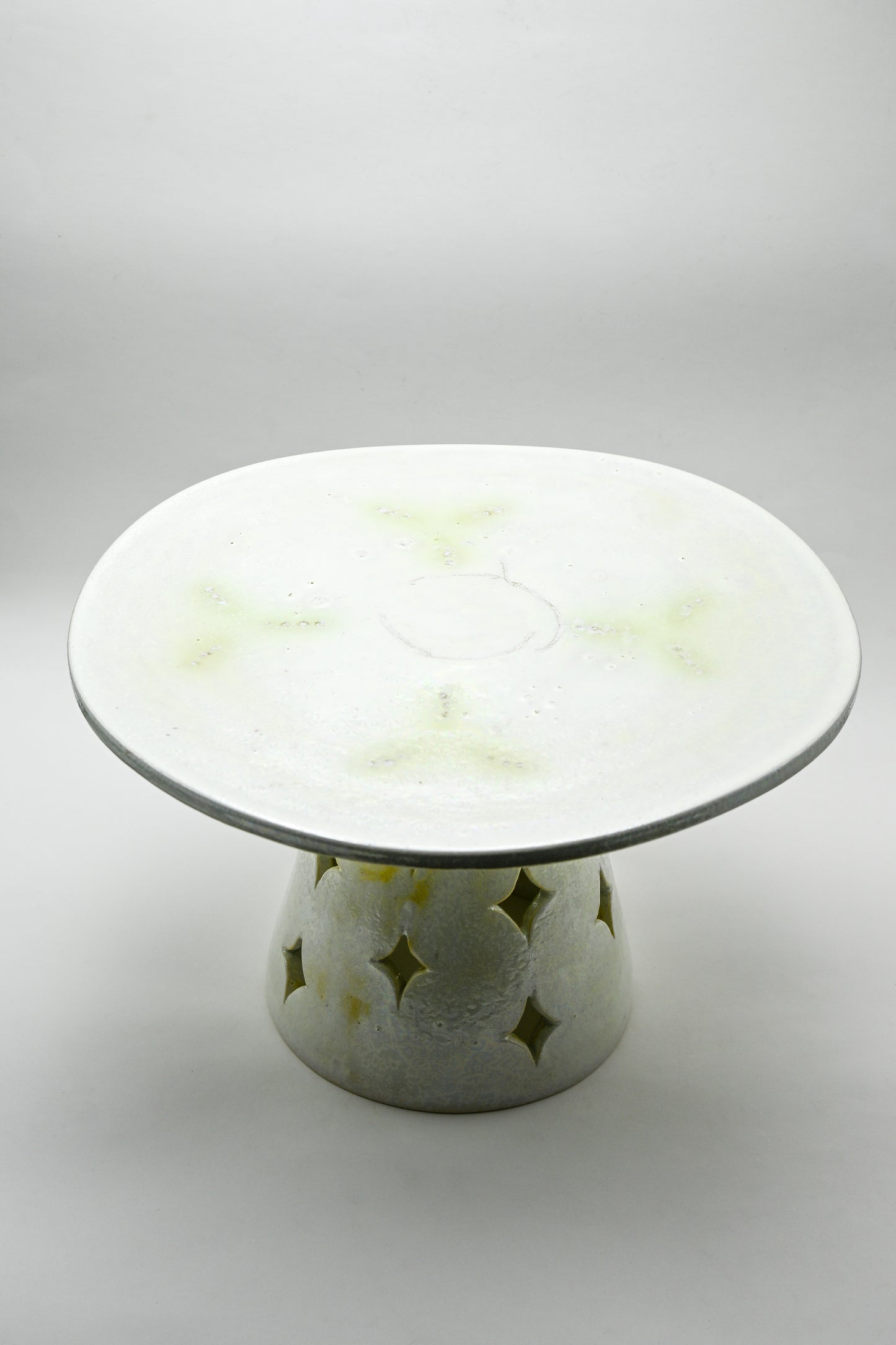 Cake stand 003